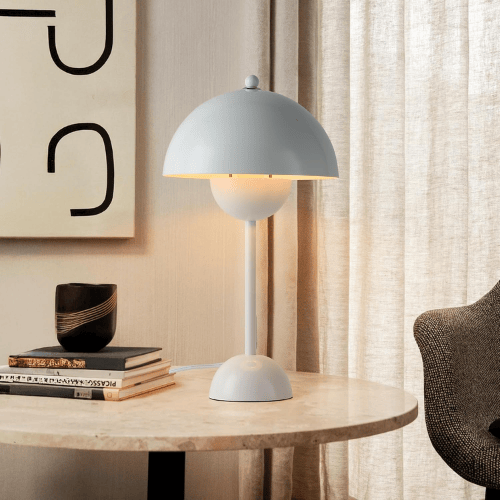 Creative Mid-Century Modern Bud Table Lamp